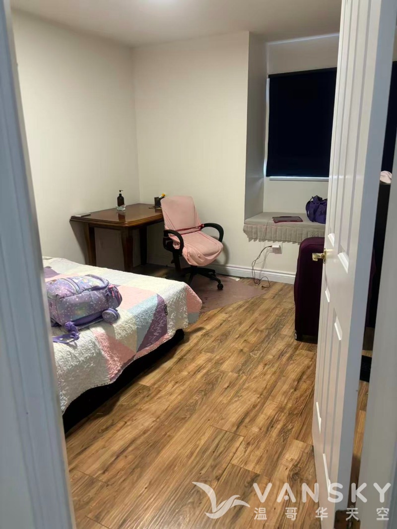 251107213657_1号 小卧室.jpg